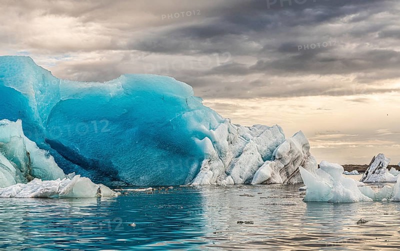 Jokulsarlon Glacier Lagoon in eastern Iceland during sunset