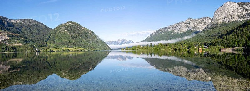 Morning atmosphere, reflection, early morning fog over the Grundlsee, panoramic shot, Salzkammergut, Styria, Austria, Europe