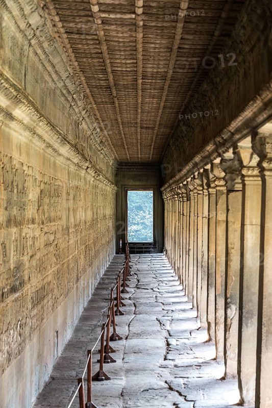 Corridor in the Angkor Wat temple complex, Cambodia, Asia