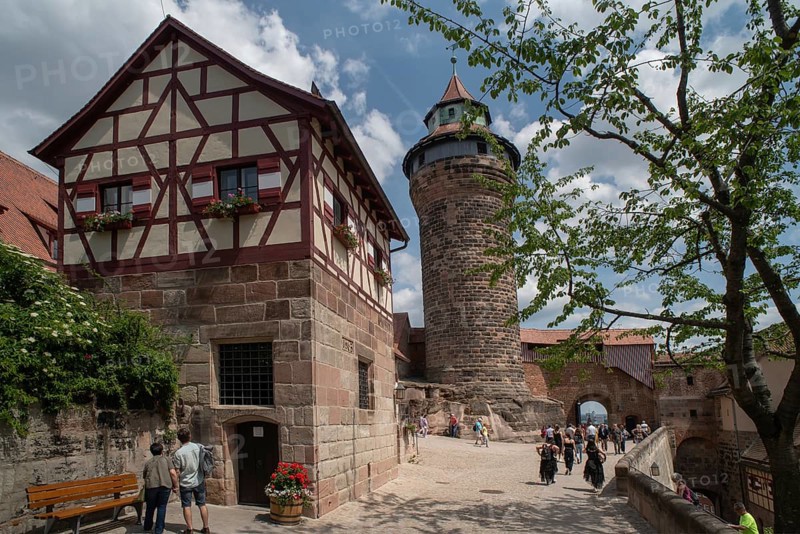 Deep well, 14th century, behind the Sinwell Tower around 1250, Imperial Castle, Nuremberg, Middle Franconia, Bavaria, Germany, Europe