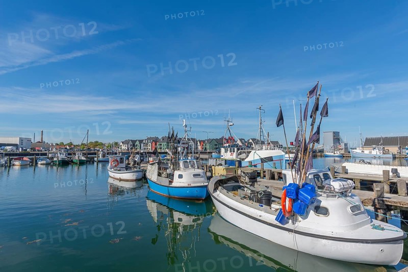 Fishing harbour of Kerteminde, flag mark, Great Belt, Fyn, Fyn Island, Baltic Sea, Denmark, Europe