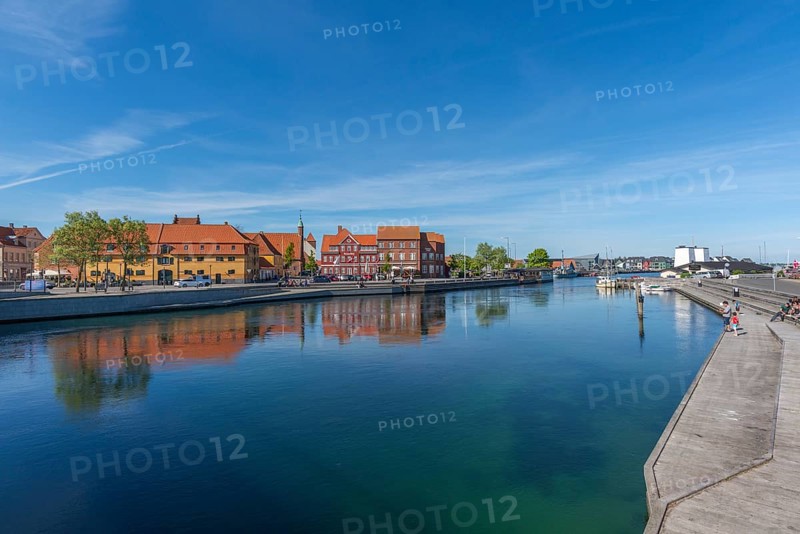 Small town of Kerteminde on the Great Belt, old town by the harbour basin, Fyn, Fyn Island, Baltic Sea, Denmark, Europe