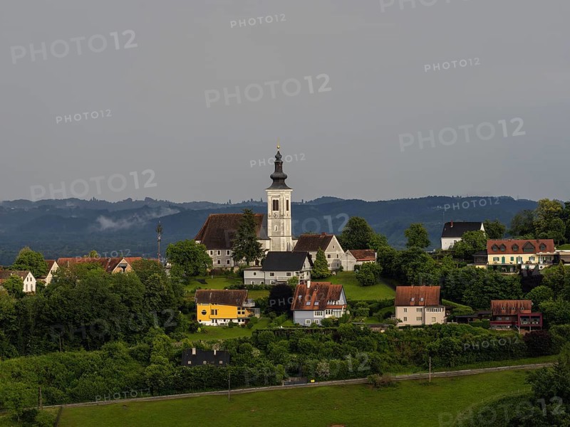 Frauenberg pilgrimage church in the evening light, Frauenberg, near Leibnitz, Styria, Austria, Europe