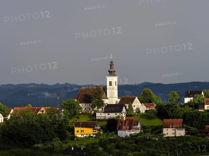 Frauenberg pilgrimage church in the evening light, Frauenberg, near Leibnitz, Styria, Austria, Europe