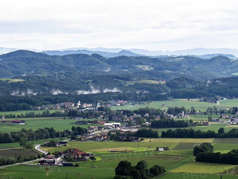 Fields in the village of Heimschuh, fog drifts over hilly landscape, Heimschuh, near Leibnitz, Styria, Austria, Europe