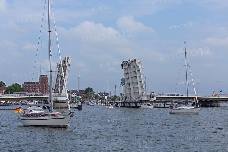 Open bascule bridge, sailing boats, Kappeln, Schlei, Schleswig-Holstein, Germany, Europe