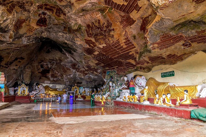 Buddha Statues at the famous Kaw Goon cave