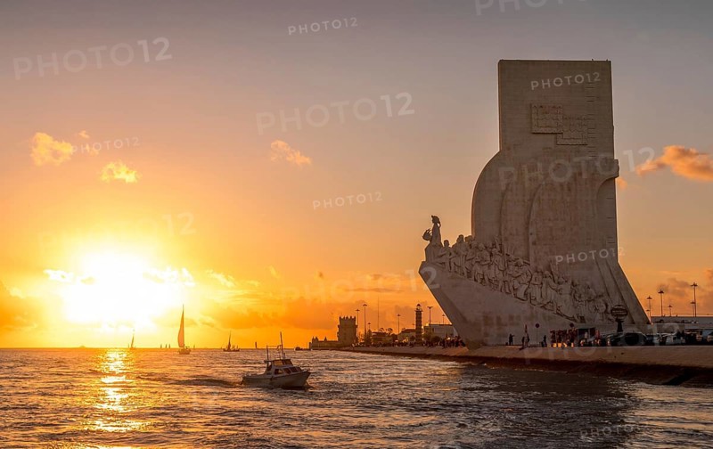 Padrao dos Descobrimentos seen from Tagus at sunset