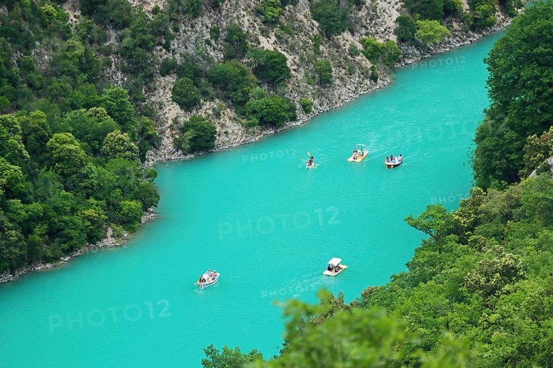 Boats on the Verdon, Gorges du Verdon, rocks, landscape, view from above, turquoise, water, Provençal Alps, Western Alps, Alps, Alpes-de-Haute-Provence, Provence, France, Europe