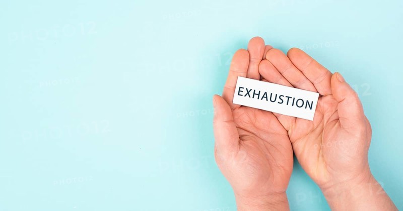 Exhaustion and stress, burnout in hustle culture, low energy, work life balance