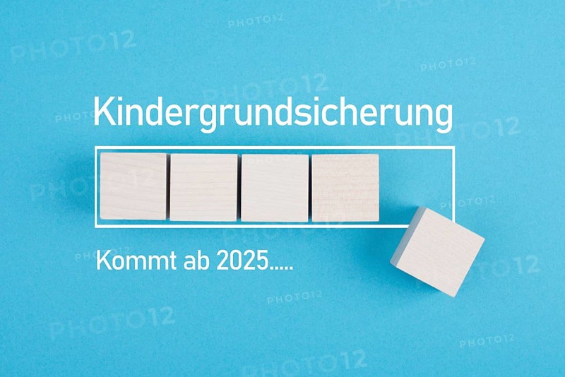Basic child benefit, coming in 2025, german language, new payment regulation for family in Germany, social issue