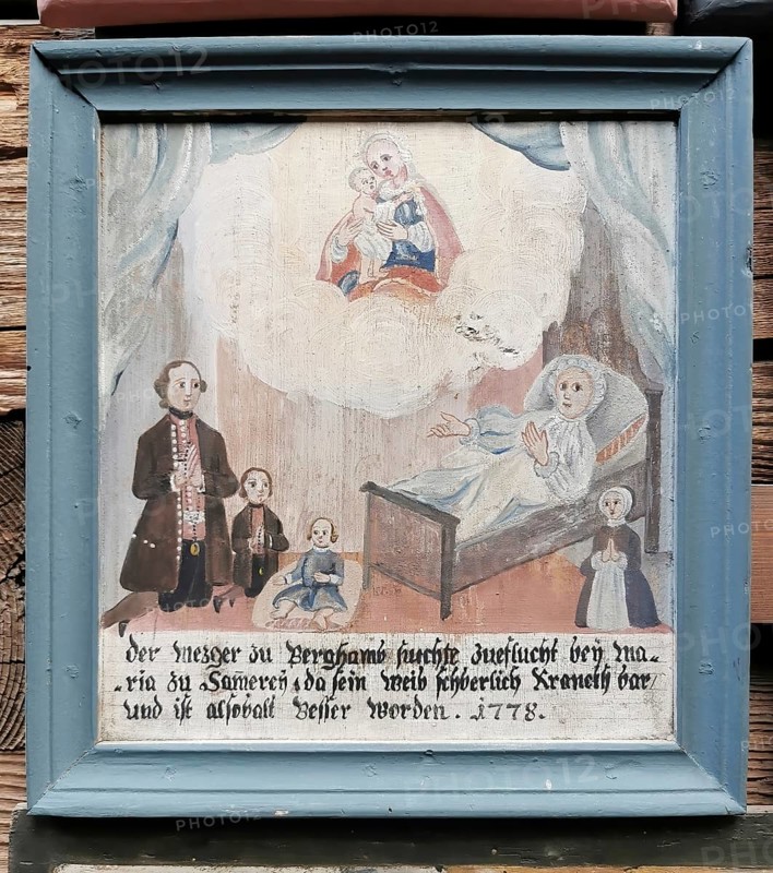 Votive pictures, votive tablets on the walls of the chapel of grace inside the church, pilgrimage church of the Assumption of the Virgin Mary in Sammarei, district of Passau, Lower Bavaria, Bavaria, Germany, Europe