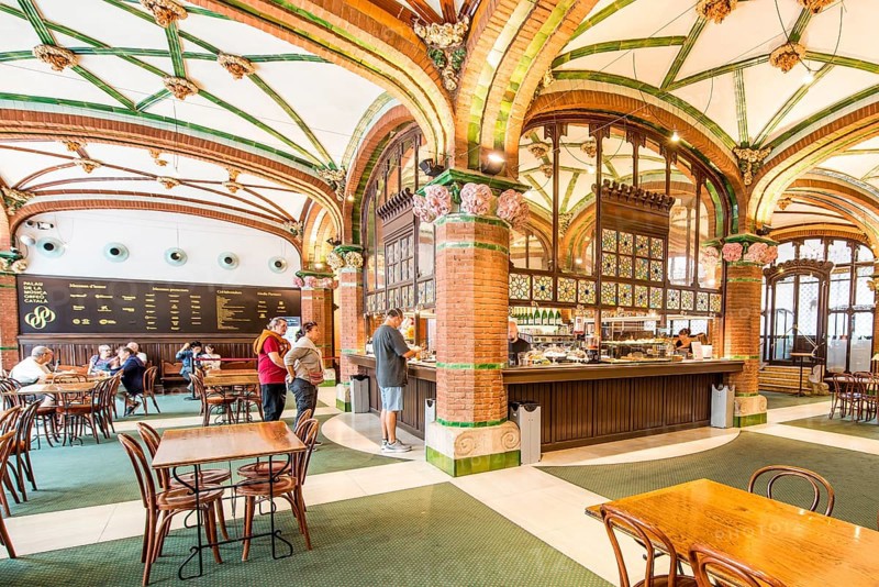 Das Café im Konzertsaal des Palau de la Música Catalana (Palast der katalanischen Musik), Altstadt, Barcelona, Spanien