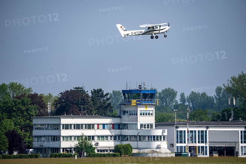 Mülheim-Essen airfield, commercial airfield in the south of Essen and in the east of Mülheim an der Ruhr, for leisure and business aviation, headquarters of WDL Luftschiffgesellschaft, North Rhine-Westphalia, Germany, Europe