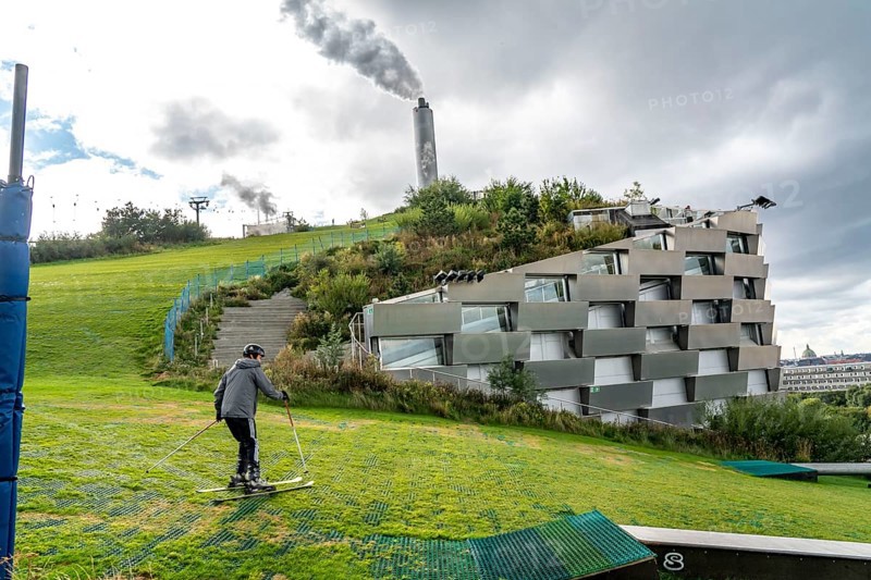 CopenHill, waste incineration plant and artificial ski slope, skiing with a view of the ski lift, 90 metres high and 400 metres long slope on artificial turf, Copenhagen, Denmark, Europe