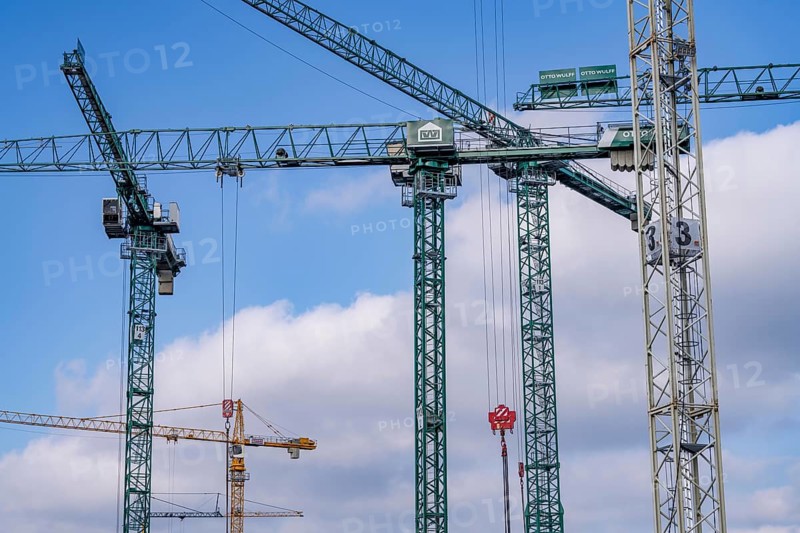Construction sites in the east of Hafencity Hamburg, office building, new district on the Elbe, on the site of the former free harbour, residential units for 14, 000 people, 3, 000 hotel beds, 45, 000 jobs, Hamburg, Germany, to be built here by the 2030s, Europe