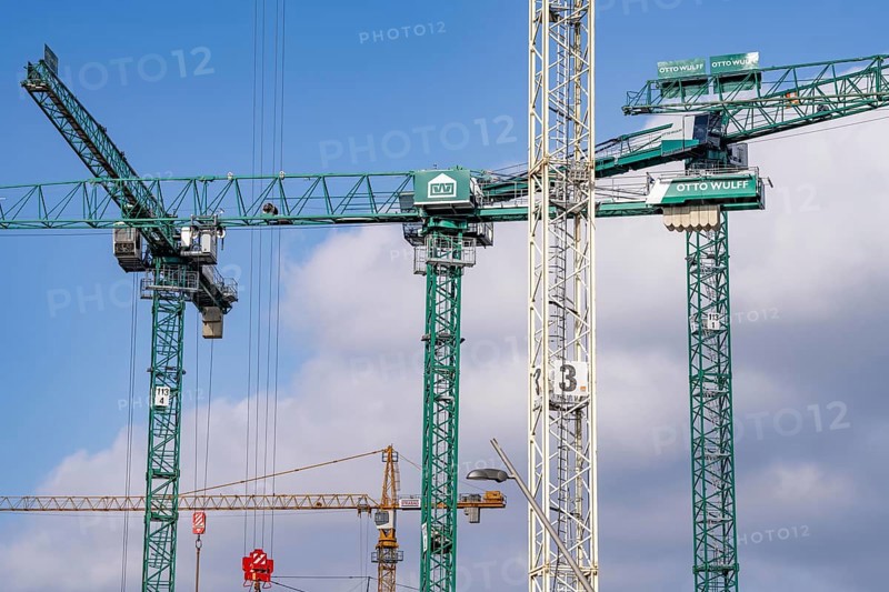 Construction sites in the east of Hafencity Hamburg, office building, new district on the Elbe, on the site of the former free harbour, residential units for 14, 000 people, 3, 000 hotel beds, 45, 000 jobs, Hamburg, Germany, to be built here by the 2030s, Europe