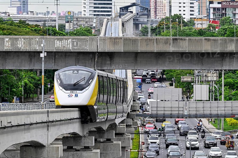 Skytrain MRT, Bangkok, Thailand, Asia