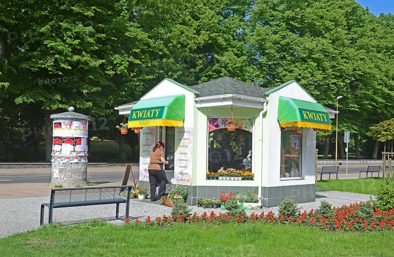 Small flower shop in Swinoujscie, Swinemünde, West Pomerania, Poland, Europe