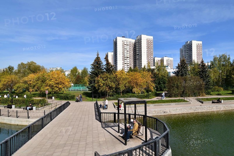 Moscow, Russia, 17 Sept. 2023. City landscape with Mikhailovsky pond in Zelenograd, Europe