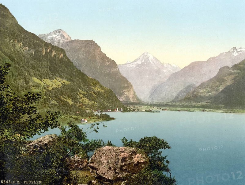 Flueelen, General view, Vierwaldstaettersee, Switzerland, Historical, digitally restored reproduction from a 19th century original, Record date not stated, Europe