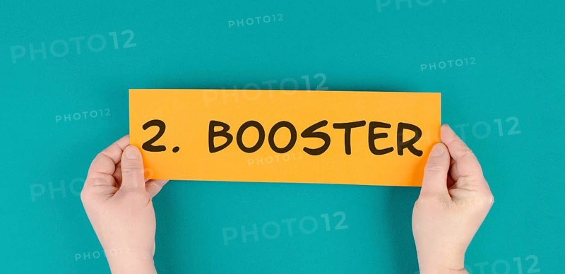 Immunity by second booster syringes, Covid-19 vaccine, pandemic health issue, recommendation for the autumn and winter