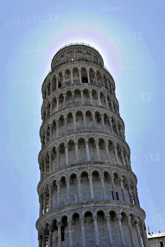UNESCO World Heritage Site, Pisa, Tuscany, Italy, Europe, The Leaning Tower of Pisa against a light blue sky, Europe