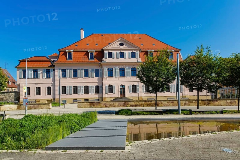 Stadionsche Schloss Bönnigheim, building, architecture, historical building, late baroque style, master builder Anton Haaf, built in 1756 on behalf of Imperial Count Anton Heinrich Friedrich von Stadion, Minister and Chancellor of the Archbishop and Elector of Mainz, small country palace, summer residence, windows, white shutters, roof, south side, Bönnigheim, Ludwigsburg district, Baden-Württemberg, Germany, Europe