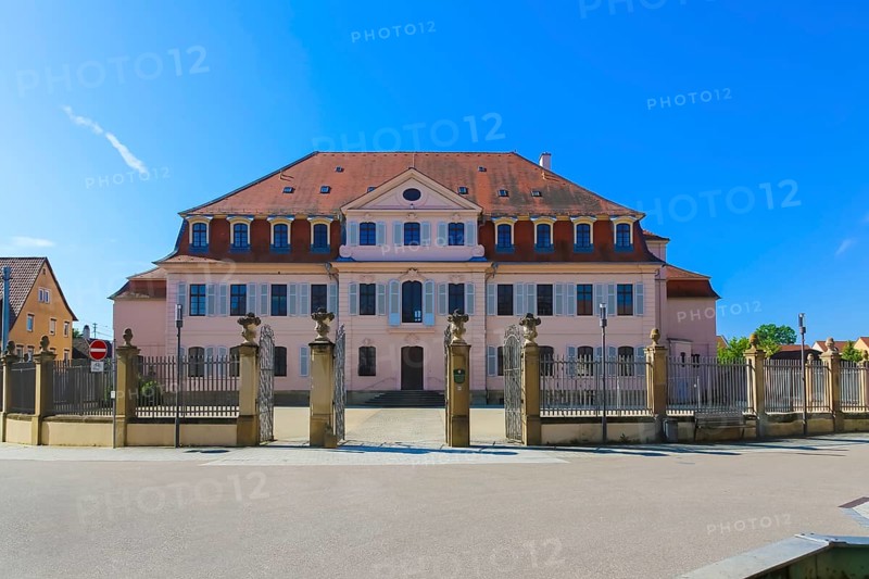 Stadionsche Schloss Bönnigheim, building, architecture, historical building, late baroque style, master builder Anton Haaf, built in 1756 on behalf of Imperial Count Anton Heinrich Friedrich von Stadion, Minister and Chancellor of the Archbishop and Elector of Mainz, country palace, summer residence, windows, white shutters, roof, north side, Bönnigheim, Ludwigsburg district, Baden-Württemberg, Germany, Europe
