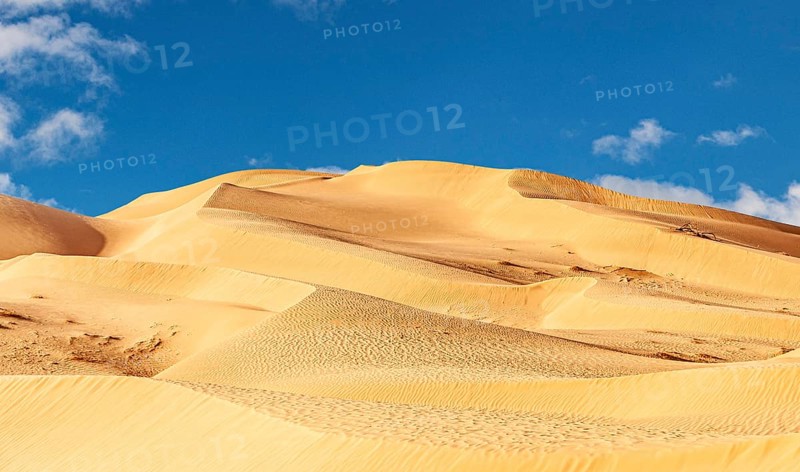 Offroad Jeep safari in the beautiful Omani Rub al-Chali Desert