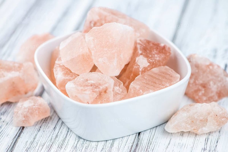 Some parts of himalayan Salt (detailed close-up shot, selective focus)