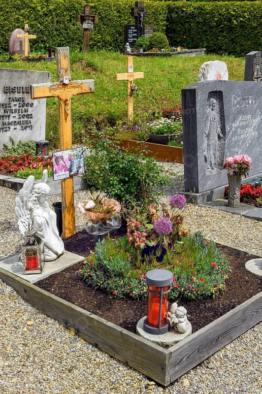 Cemetery in Eisenbach, Kreuzthal, Markt Buchenberg, Allgäu, Swabia, Bavaria, Germany, Europe