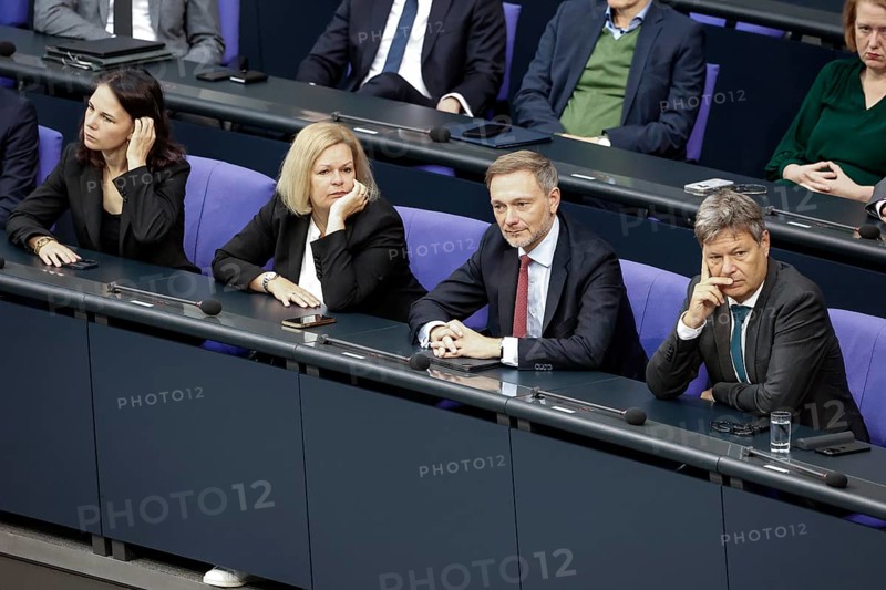 Federal Economics Minister Robert Habeck, right, Federal Finance Minister Christian Lindner, Federal Interior Minister Nancy Faeser and Federal Foreign Minister Annalena Bärbock, left, in the Bundestag, Berlin, 06/06/2024, Berlin, Berlin, Germany, Europe