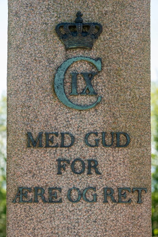 Dybbol, Düppel, Memorial to the German-Danish War of 1864, Memorial column, King Christian IX, Inscription, With God for honour and justice, Sonderborg, Sonderburg, South Jutland, Denmark, Europe
