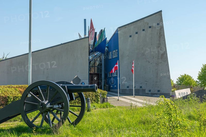 Museum, Memorial to the German-Danish War of 1864, Dybbol Banke, Düppel, Cannon, Sonderborg, Sonderburg, South Jutland, Denmark, Europe