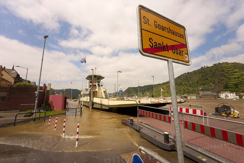 The Rhine ferry in St.Goar has stopped operating due to the floods. The access road and reception of a campsite are flooded by the high water of the Rhine. The Rhine levels continue to rise: St. Goar, Rhineland-Palatinate, Germany, Europe