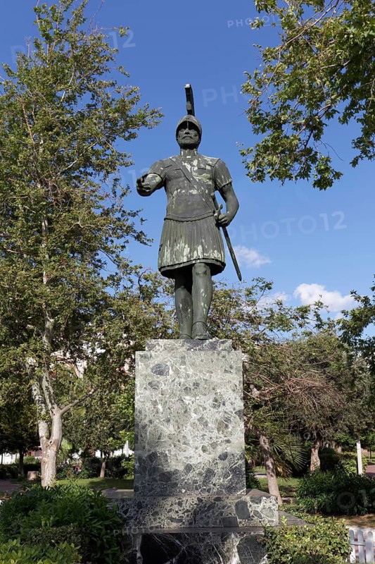 Statue of Themistocles, Athenian general and statesman in the 5th century BC, Piraeus, Athens, Greece, Europe