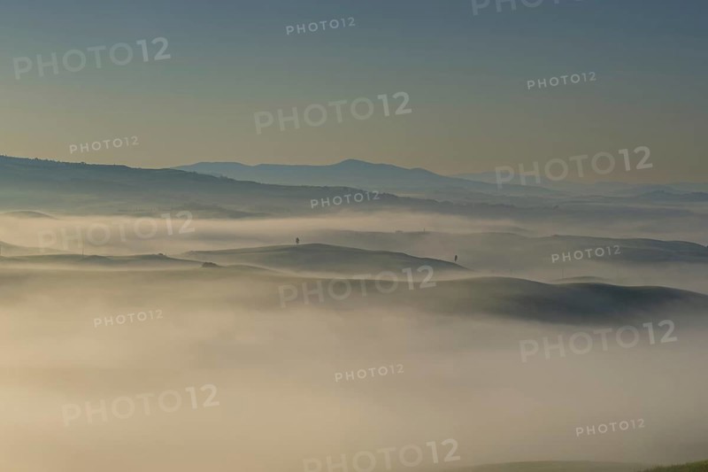Landscape at sunrise around Volterra, Province of Pisa, Tuscany, Italy, Europe