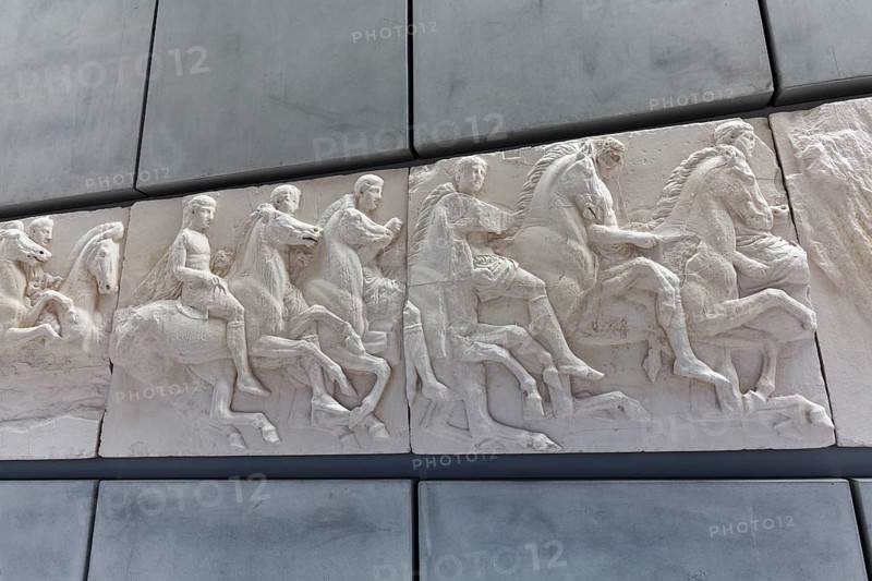 Scene with horsemen from the Parthenon frieze, reconstruction, Acropolis Museum, architect Bernard Tschumi, Athens, Greece, Europe