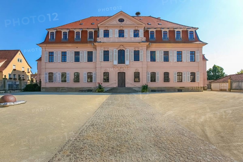 Stadionsche Schloss Bönnigheim, building, architecture, historical building, late baroque style, master builder Anton Haaf, built in 1756 on behalf of Imperial Count Anton Heinrich Friedrich von Stadion, Minister and Chancellor of the Archbishop and Elector of Mainz, country palace, summer residence, windows, white shutters, roof, north side, Bönnigheim, Ludwigsburg district, Baden-Württemberg, Germany, Europe