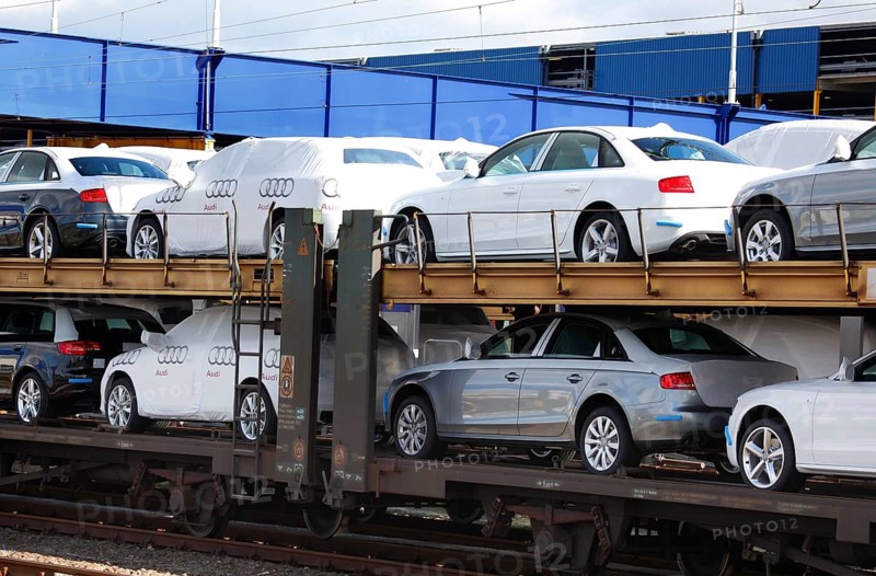 Bremerhaven, 29/09/2010 A goods train loaded with new Audi vehicles in Bremerhaven. The vehicles are loaded onto special ships for export, Bremerhaven, Germany, Europe