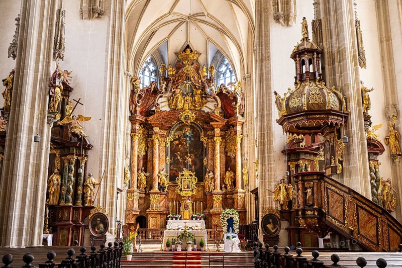 Church ('Piaristenkirche Unsere liebe Frau') in the historic old town of Krems an der Donau, Austria, Europe