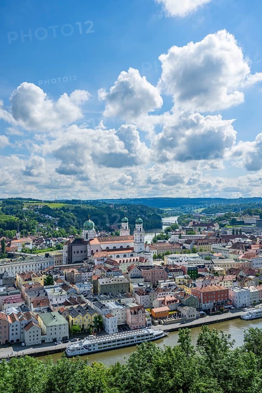 View over the historic old town of Passau from 'Veste Oberhaus', Bavaria, Germany, Europe