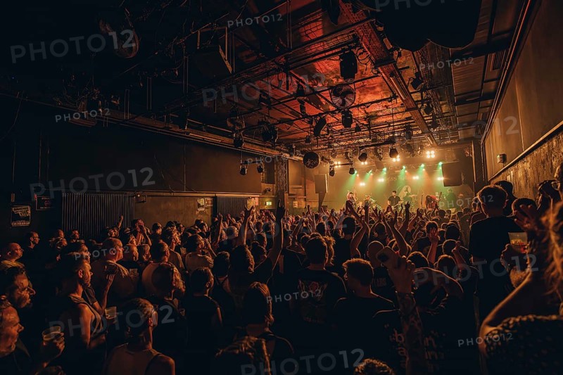 Less Thank Jake live at Berlin SO36 on 31.07.2024
