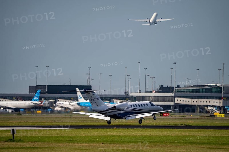 Cessna 525B Citation CJ3+, Ortac Airline, aircraft landing at Amsterdam Schiphol Airport, Buitenveldertbaan, 09/27, Air Traffic Control Tower, Terminal, Netherlands