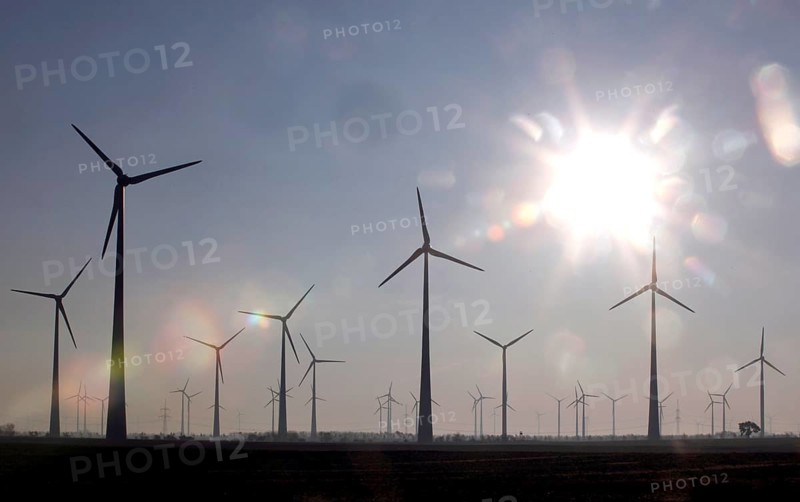 Nauen, 30.10.2009, wind farm, wind turbines, Nauen, Germany, Europe