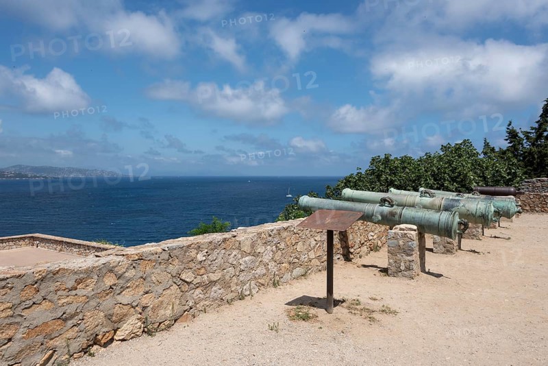 Historic cannons of the citadel of Saint-Tropez, built in 1602 for defence against the Ottoman Empire, Saint Tropez, Provence-Alpes-Côte d'Azur, France, Europe