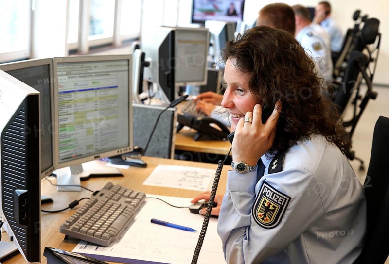 Potsdam, 12.06.2009, Federal Police Control Centre, Federal Police officers at the Federal Police Headquarters, Potsdam, Germany, Europe