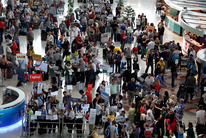 Bangkok, Thailand, 13.01.2010, Bangkok International Airport, Suvarnabhumi Airport Bangkok, waiting passengers, Bangkok, Thailand, Asia