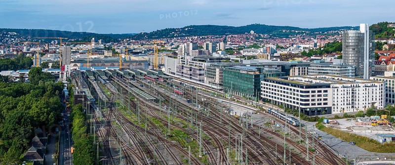 Track apron at the main railway station. Once the Stuttgart 21 project is completed, the new Rosenstein neighbourhood and flats are to be built here. But the plan is faltering. Firstly, the connection of the Gäubahn railway to the new through station is unclear. Secondly, an amendment to the General Railway Act (AEG) could prevent the track system from being cancelled. Aerial view. Panoramic photo. Stuttgart, Baden-Württemberg, Germany, Europe